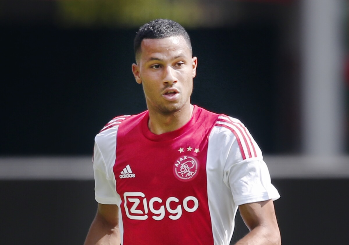 ‘Van Rhijn vertrekt bij Ajax’