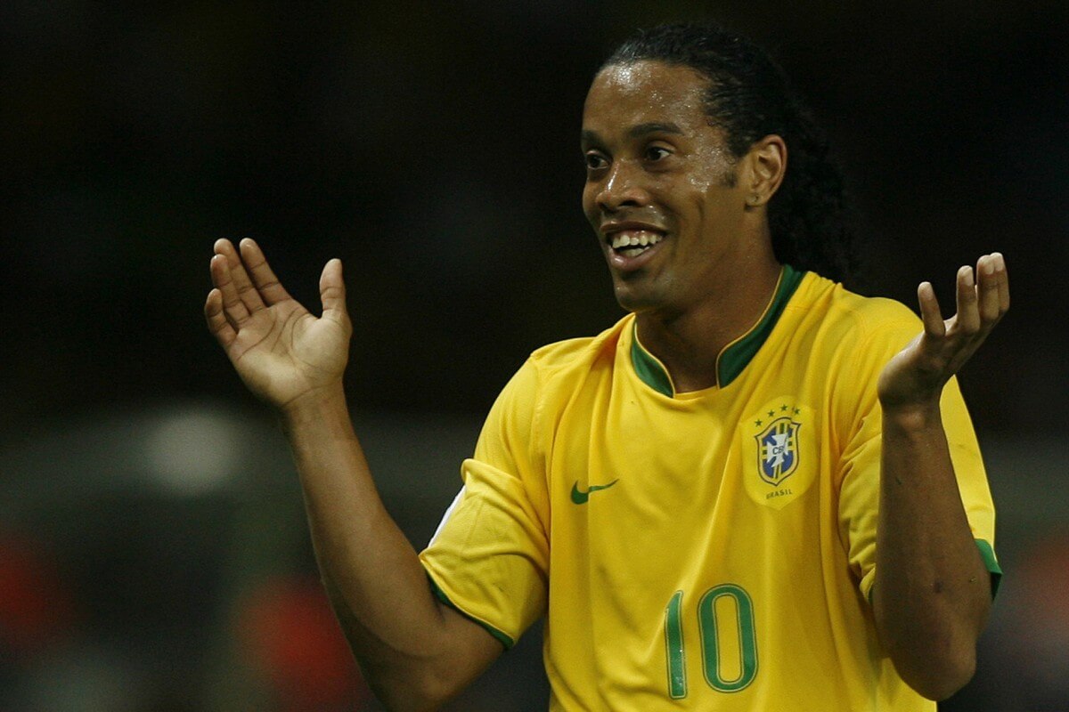 VIDEO: Ronaldinho is het nog altijd niet verleerd!