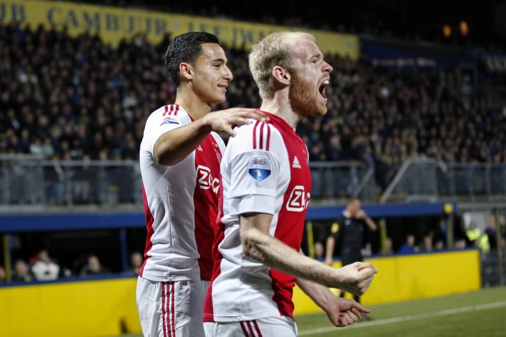 Ajax wint nipt in Friesland