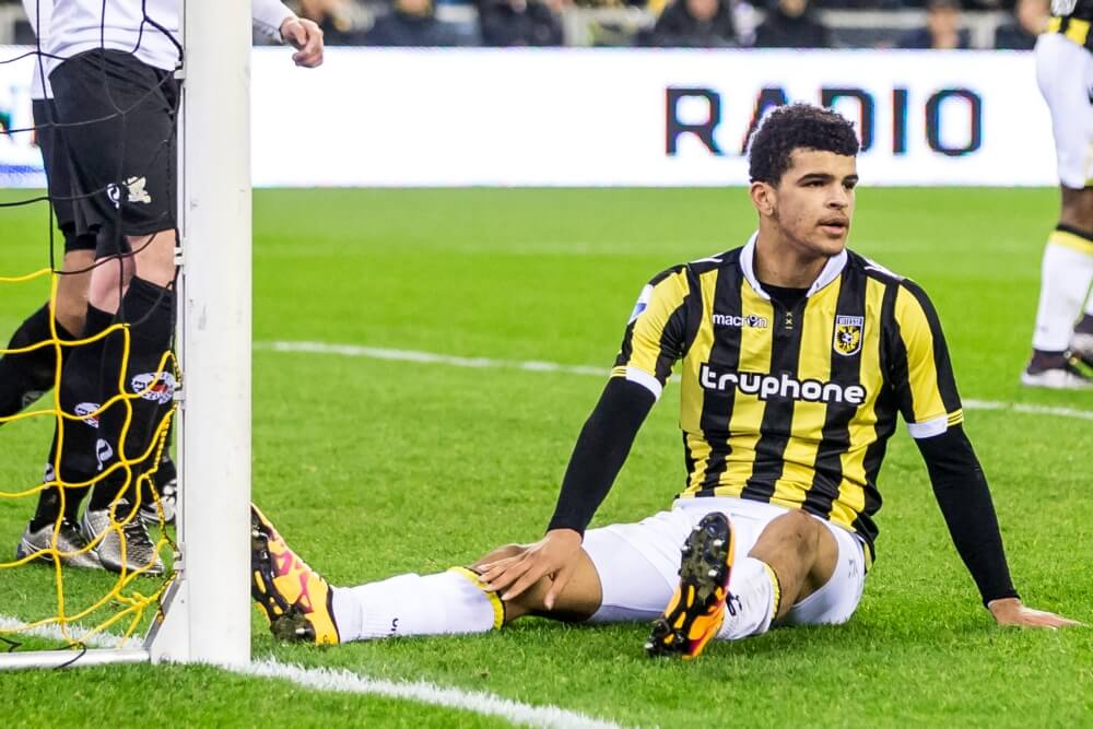 ‘Gehuurd Vitesse-talent wil enorm salaris’