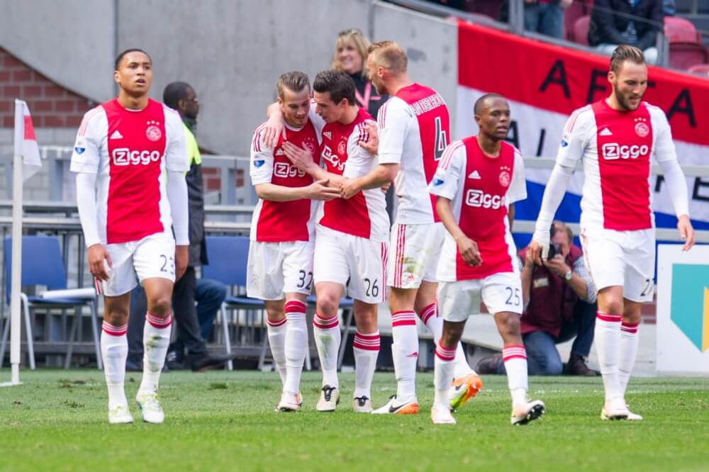 Ajax ruim langs FC Twente