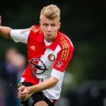 Feyenoord-talent denkt aan uitstapje