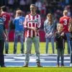 PSV blundert hard bij afscheid shirtsponsor