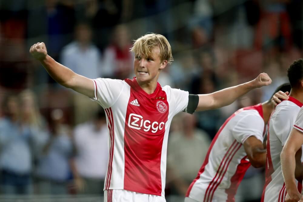 Ajax blijft in eigen huis steken op gelijkspel