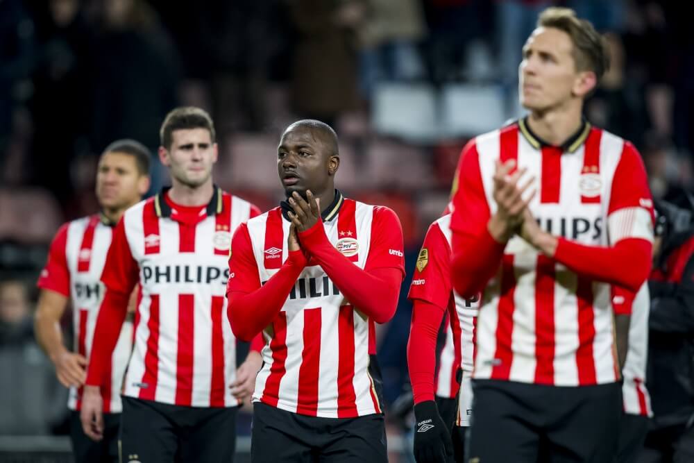 Sterkhouder PSV tekent bij tot 2020