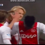 Ajax breidt voorsprong uit