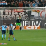 Ajax op voorsprong door benutte penalty