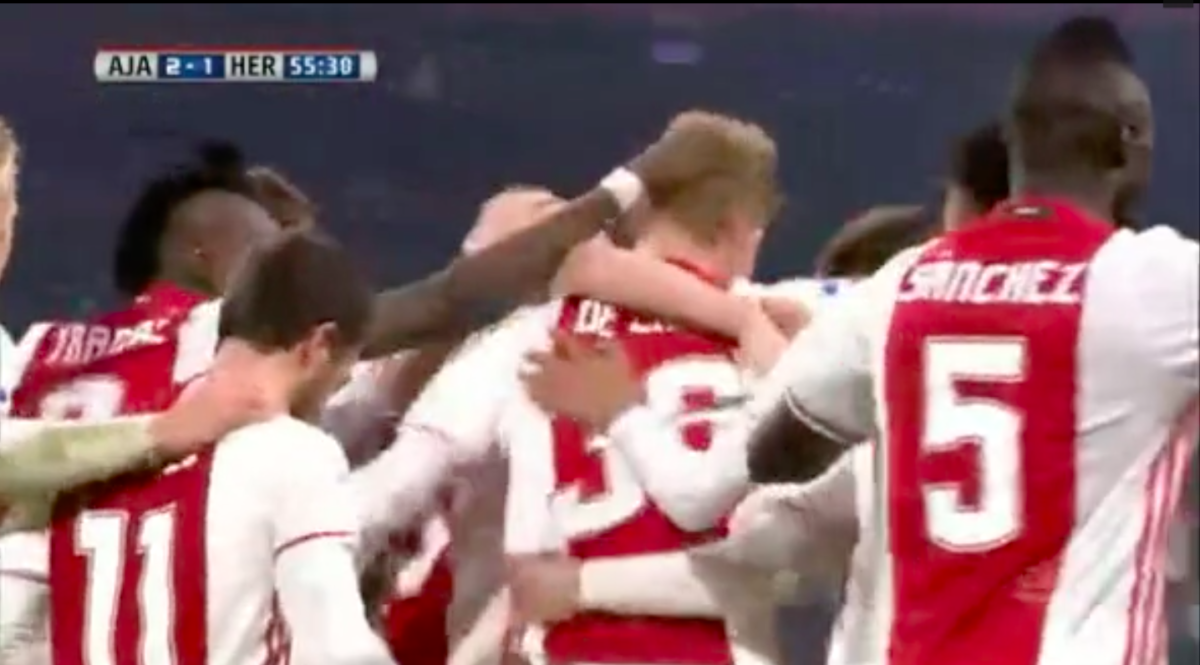 Ajax-invaller scoort eerste doelpunt in Eredivisie