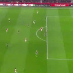 Ajax-verdediger scoort belangrijke treffer