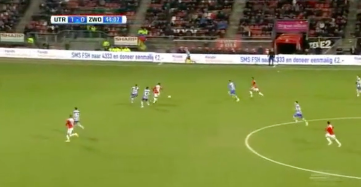 Eigen goal Van Polen zet Utrecht op voorsprong