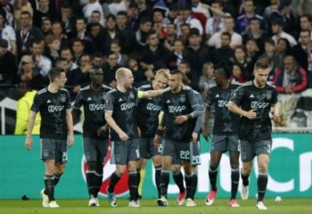 Samenvatting Olympique Lyon – Ajax (3-1)