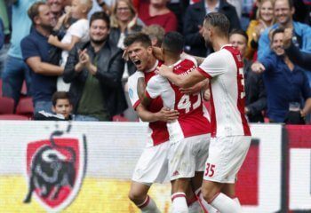 Ajax pakt eerste overwinning tegen FC Groningen