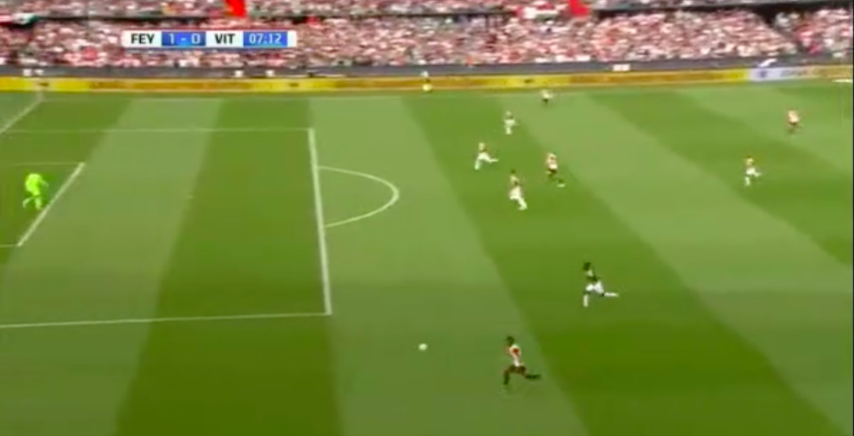 Feyenoord al snel aan de leiding na mooie goal