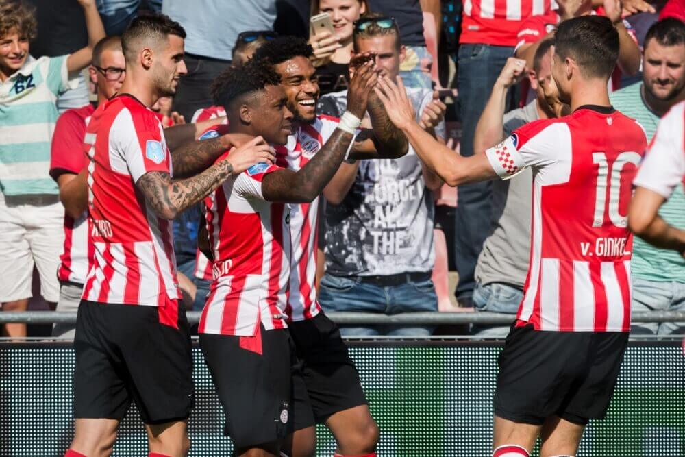 PSV wint vrij gemakkelijk van Roda