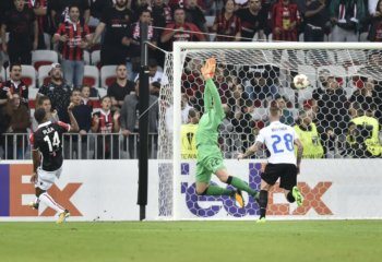 Europese overwintering ver weg voor Vitesse na nederlaag in Nice