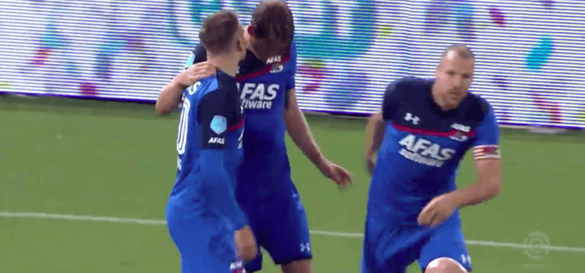 Weghorst maakt twee gemiste penalty’s goed: 0-1 tegen Sparta