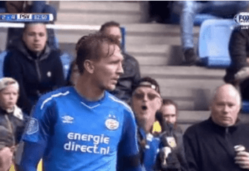 Vitesse-supporter is allesbehalve gecharmeerd van PSV-aanvaller