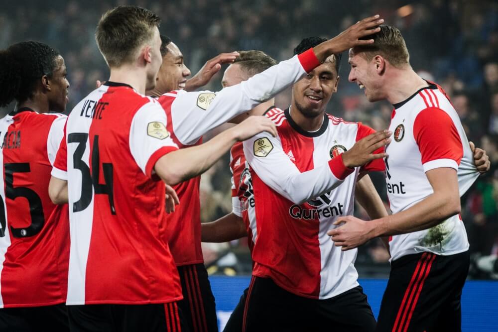 Feyenoord meldt zich bij laatste acht in KNVB Beker
