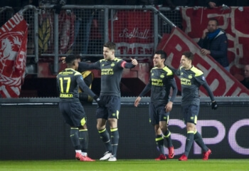PSV wint moeizaam van FC Twente