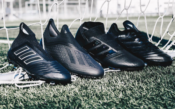Dit zijn de mooiste zwarte voetbalschoenen voor het komende seizoen