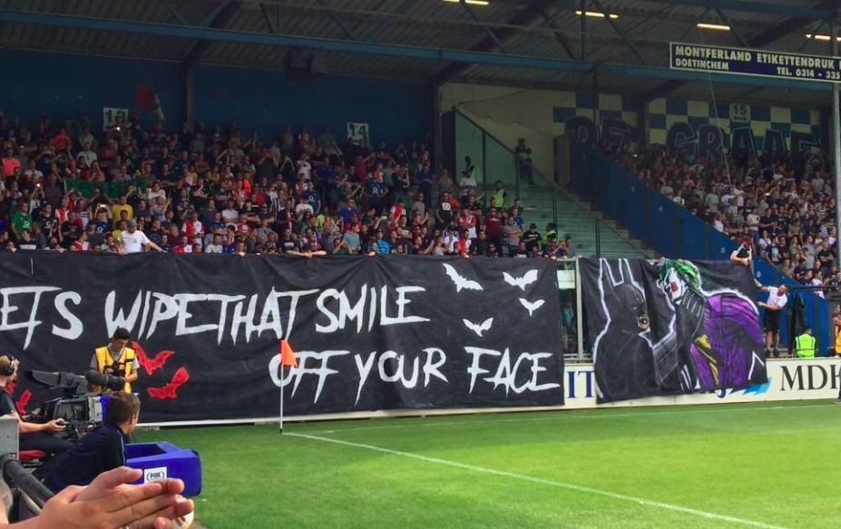 Feyenoord-supporters: “Lets wipe that smile off your face”