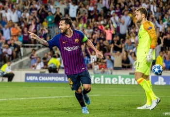 PSV verliest van Messi en Co