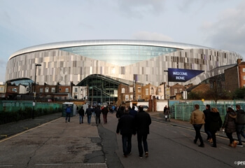 Magische beelden van de hypermoderne voetbalkathedraal van Tottenham Hotspur