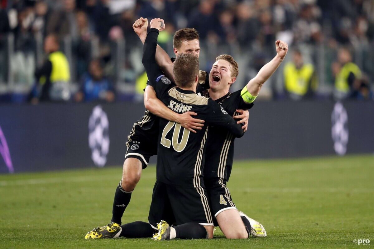 Geniet mee van Ajax’ blijdschap na afloop van de uitwedstrijd tegen Juventus